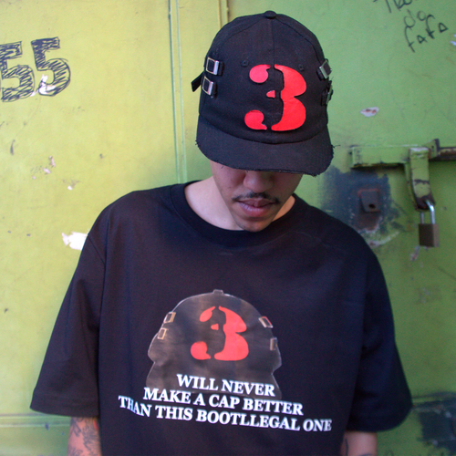 Boné " Mowalola Bootleg"